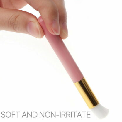 Lash Cleansing Brush - Image 2